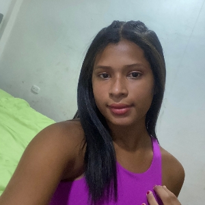 Clara Triana's avatar