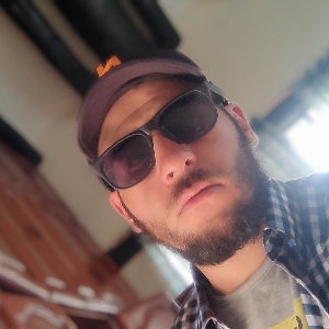 Carlos Briceño 's avatar
