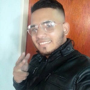 Alejandro Patiño's avatar