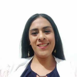 Iris Alvarado's avatar