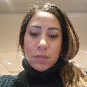 Claudia's avatar