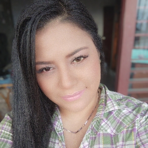 Jennifer Leon 's avatar