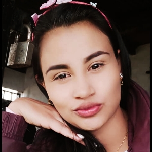 Lorena's avatar