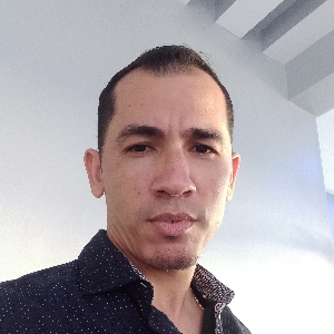 Luis's avatar