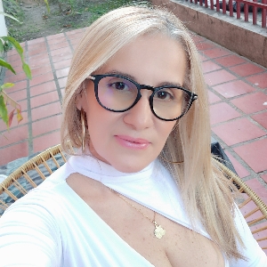 Gabriela Hurtdo 's avatar