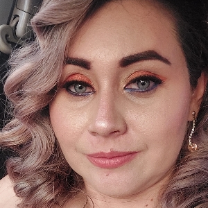 Johana Utrera's avatar