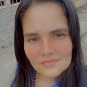 Laura 's avatar