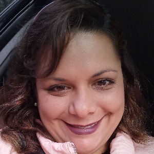 Emily Barrios's avatar