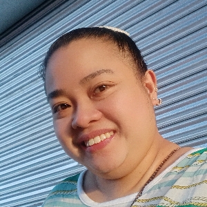Angela Pura's avatar