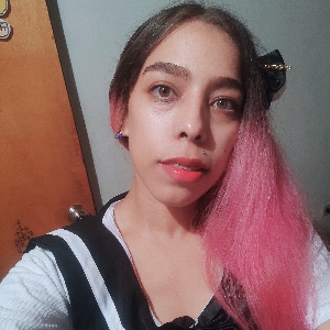 Alexandra Aray 's avatar